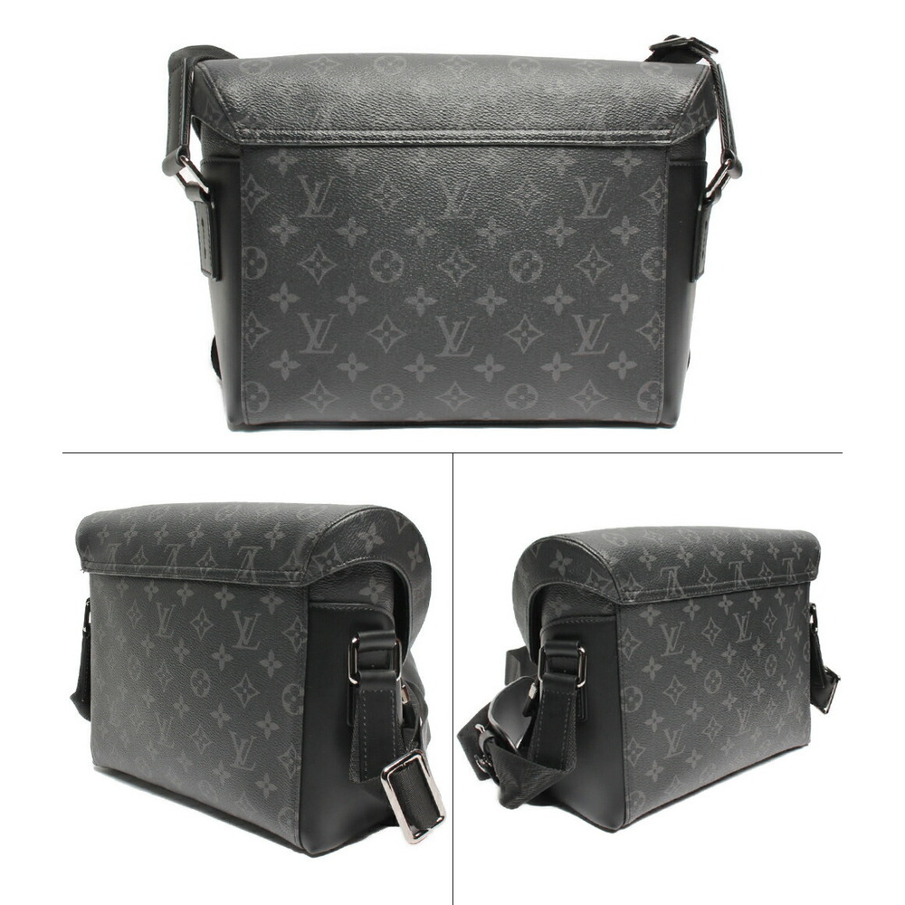 Louis Vuitton Shoulder Eclipse Voyage Messenger Black Bag Monogram